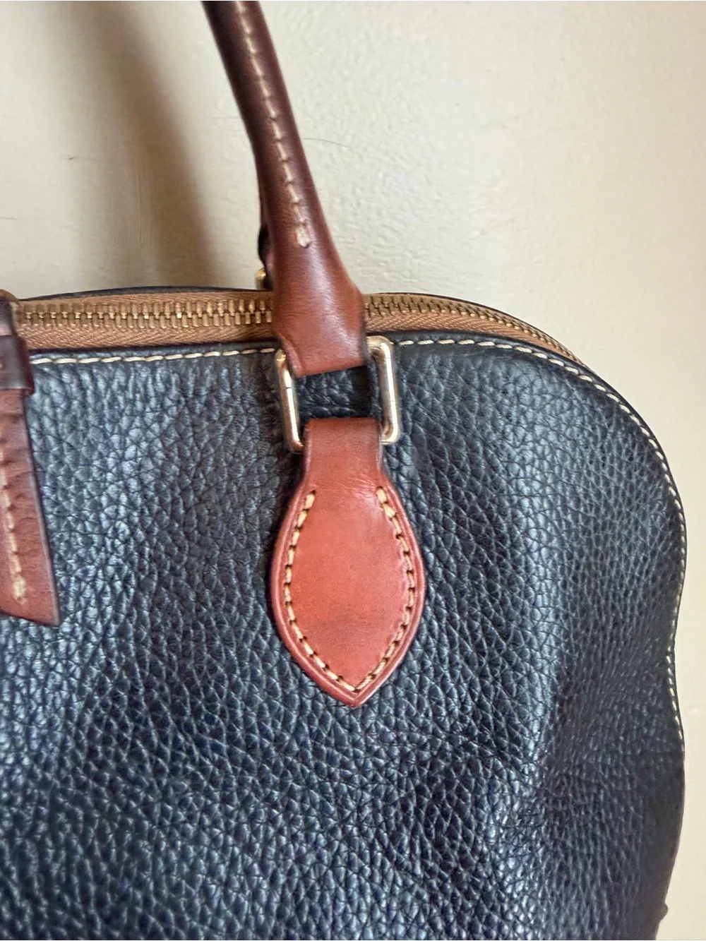 Dooney & Bourke Zip Zip Satchel Black Pebble Grain Leather Satchel Purse Handbag